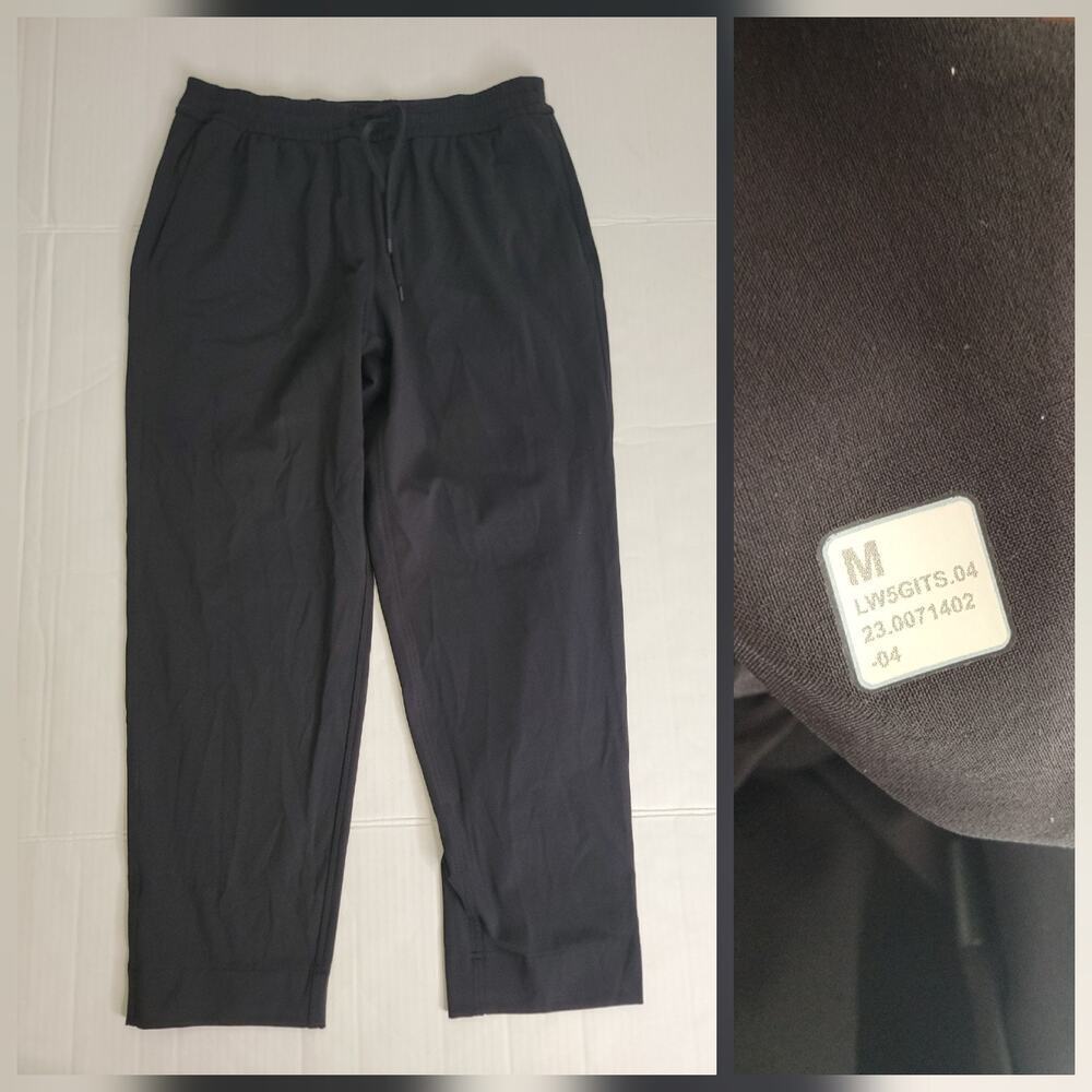 Lululemon Pants Womens SZ M Tapered-Leg Mid-Rise Pant 7/8 Length Luxtreme Black
